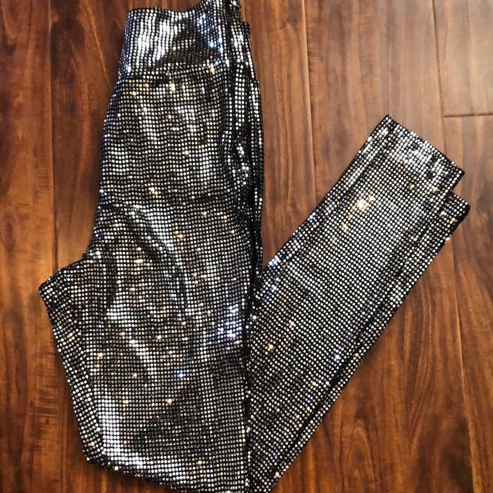Disco Girl Shiny Leggings.